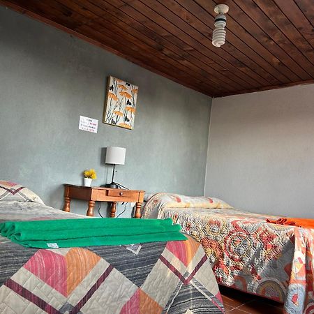 Hostal Sweet Dreams Panajachel Esterno foto