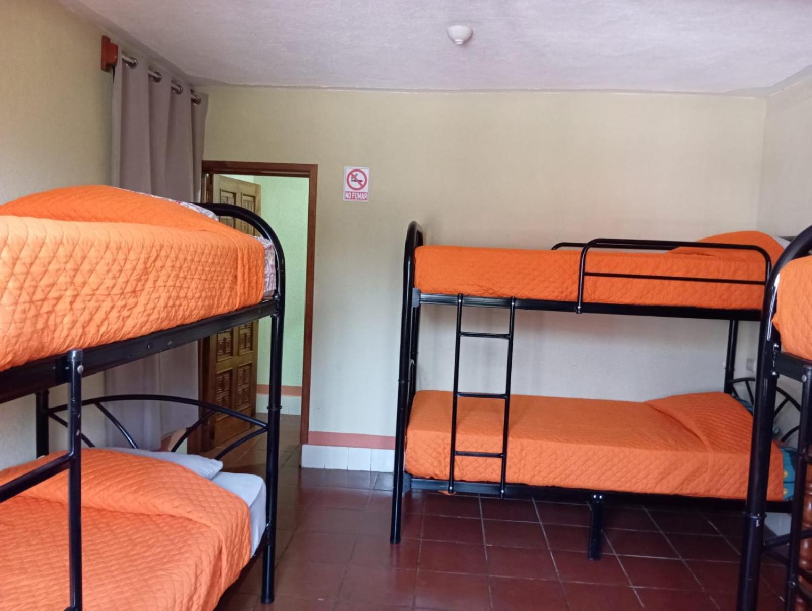 Hostal Sweet Dreams Panajachel Esterno foto