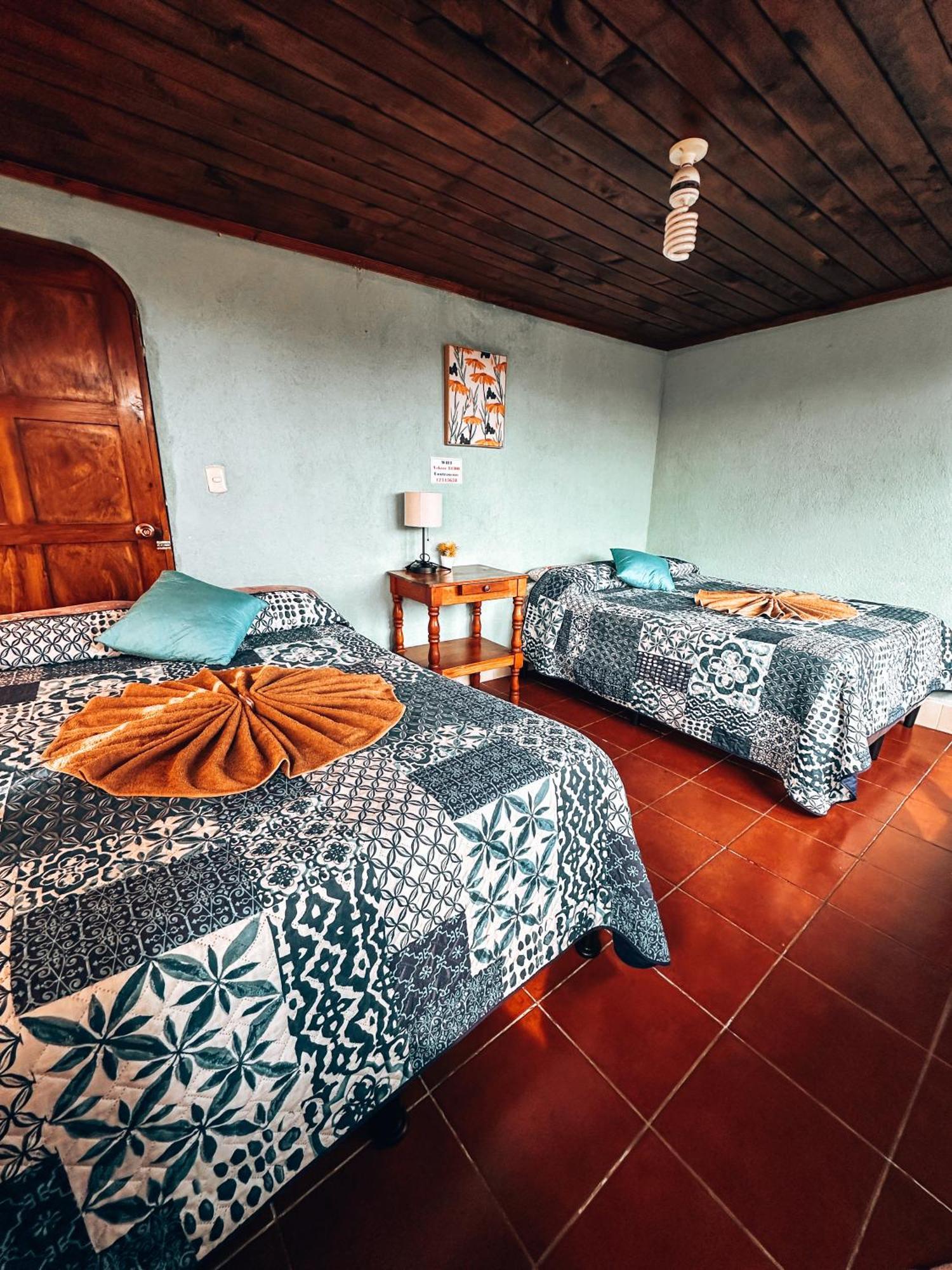 Hostal Sweet Dreams Panajachel Esterno foto
