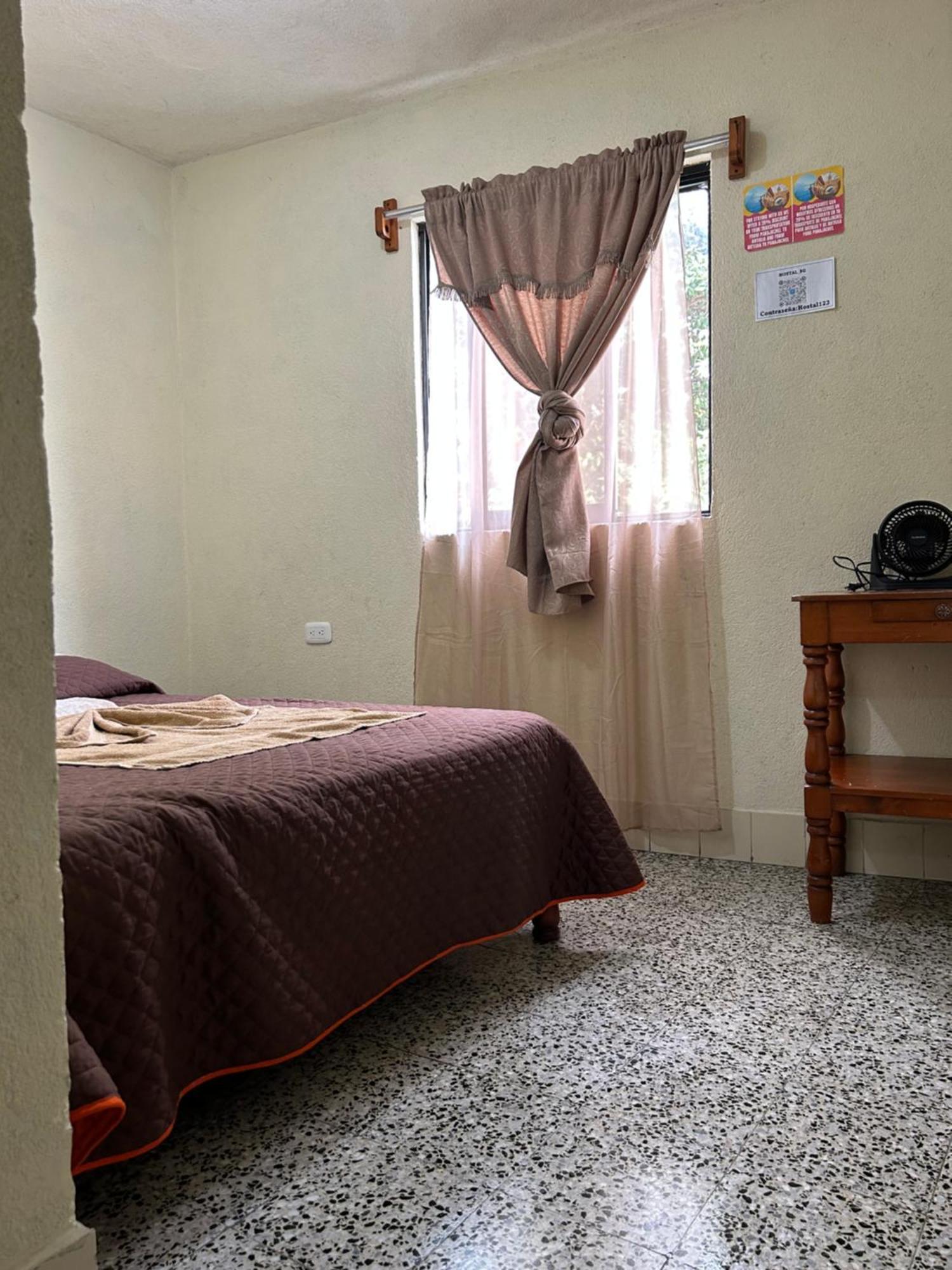 Hostal Sweet Dreams Panajachel Esterno foto