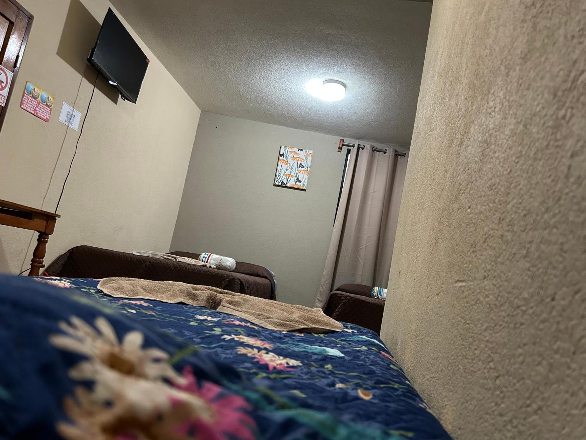 Hostal Sweet Dreams Panajachel Esterno foto