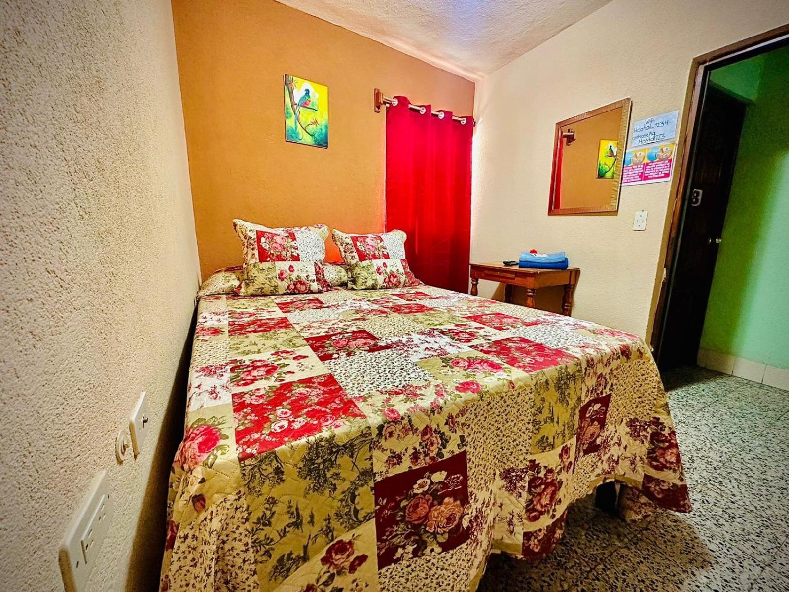 Hostal Sweet Dreams Panajachel Esterno foto